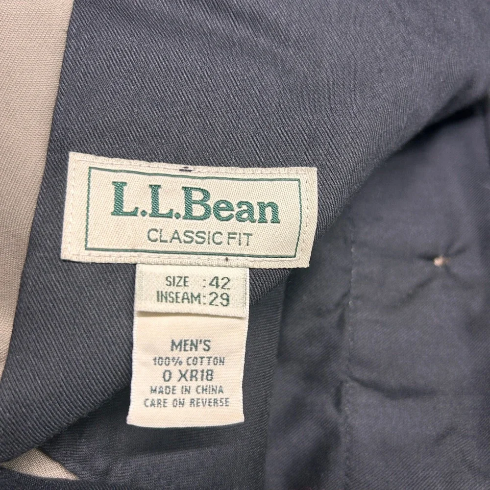 LL Bean Classic Fit Men 42x29 Khaki Chino Pants 100% Cotton Casual Gorpcore